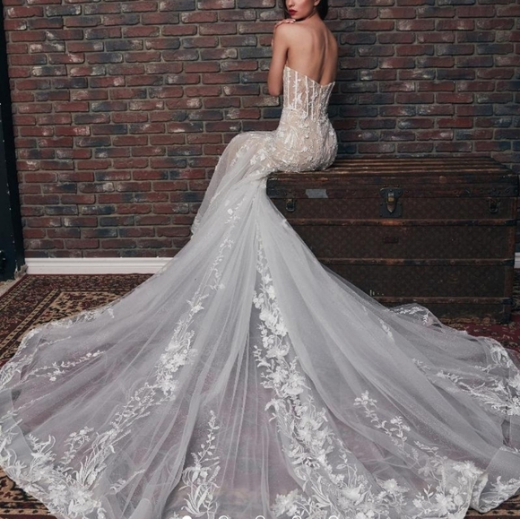 Calla Blanche Wedding Gown Teresa street size 4/6 Sorry Sold Xoxo - Picture 2 of 8